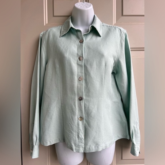 Van Heusen Tops - Van Heusen Women’s Button-Down Shirt Light Sage Green – Size M